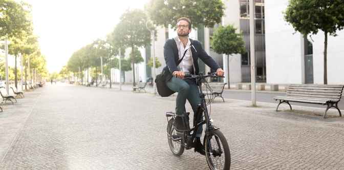 11 Secret Reasons to Ride an Electric Bike (2)