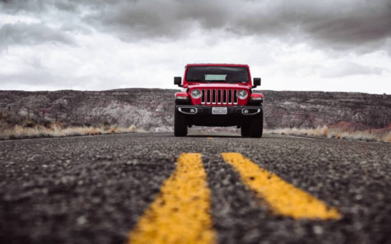 Can you fit a mountain bike in a Jeep Wrangler?