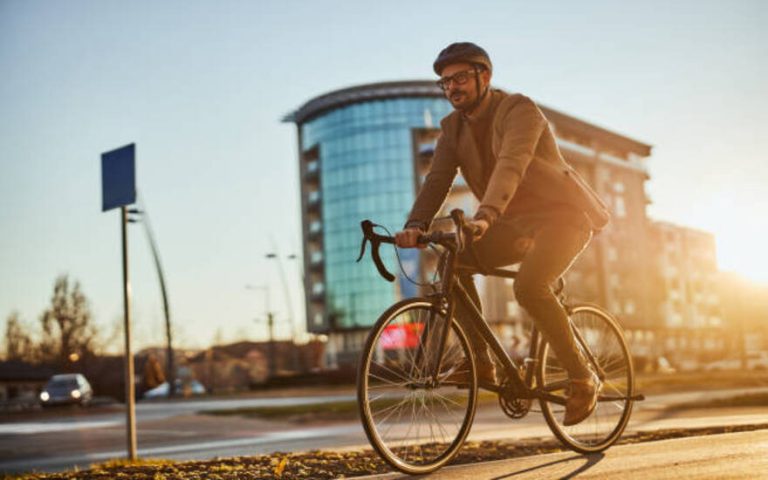 Bike Commuting: The Ultimate Informative Beginners Guide