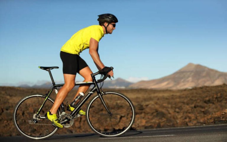 What to Eat Before, During and After a Bicycle Ride?