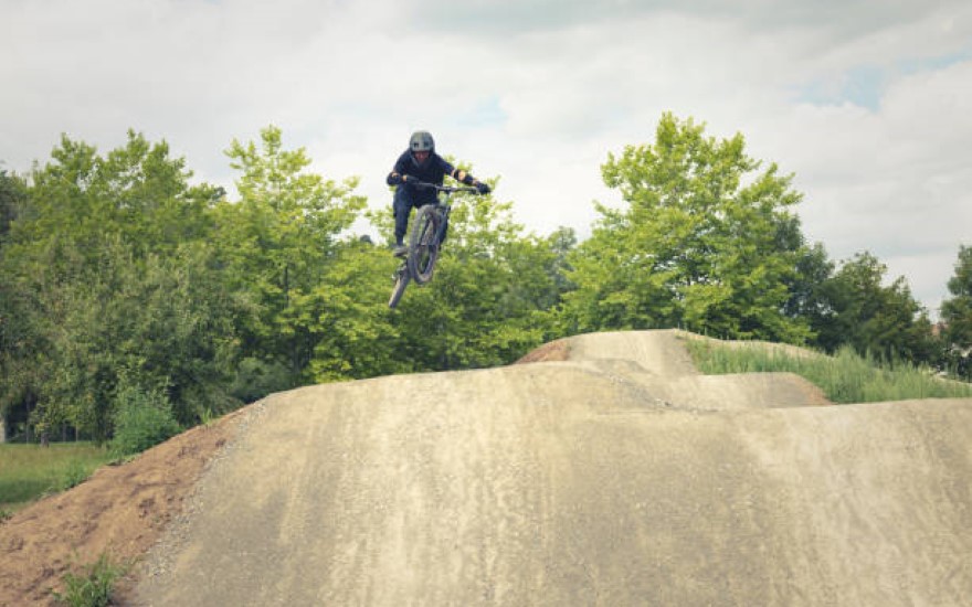 Essential Tips for Cleaning and Maintaining Your Dirt Bike Helmet