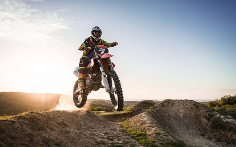 How to Kick Start a Dirt Bike