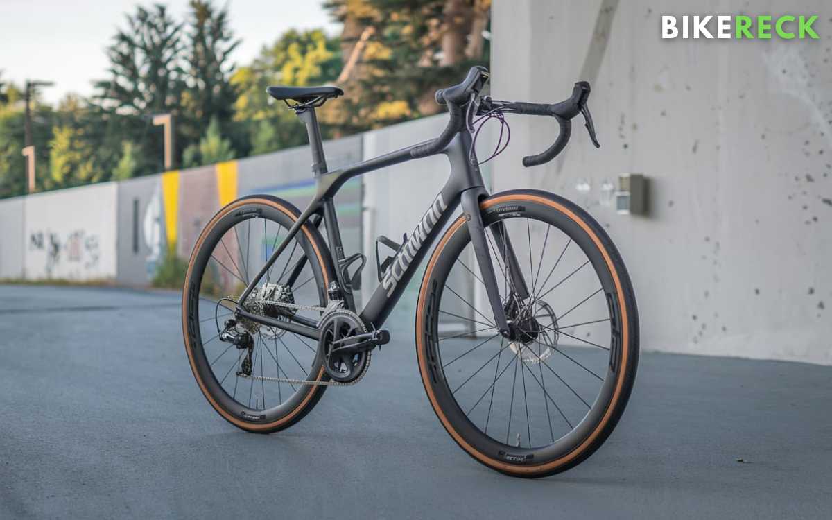 Schwinn Phocus Adult Road Bike